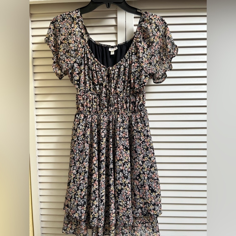 Junior Floral Sz M Self❤️e Dress